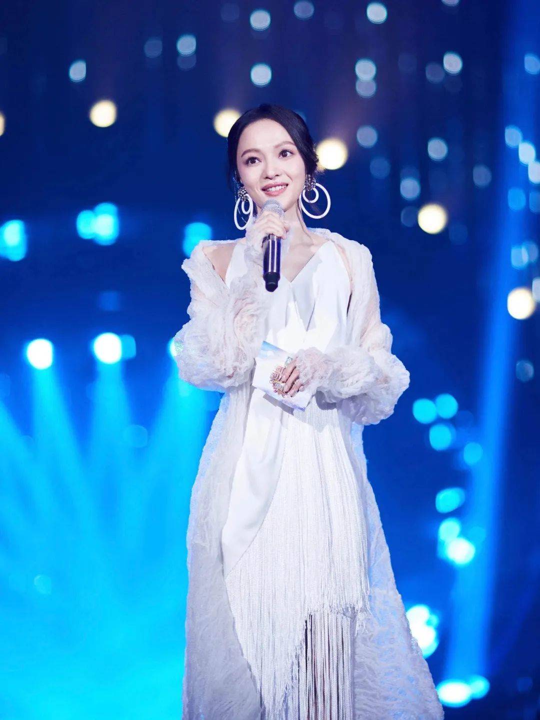 张韶涵演唱会音乐节出场费多少 张韶涵代言怎样合作&nbsp;&nbsp;明星商演&nbsp;&nbsp;明星代言&nbsp;&nbsp;明星翻包植入