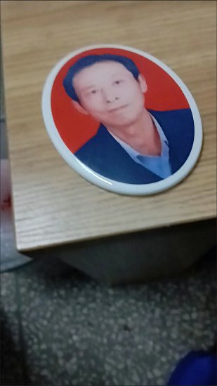 石碑瓷砖相片 烧磁遗相哪家好  石碑瓷相  石碑烤瓷遗相  石碑陶瓷像片