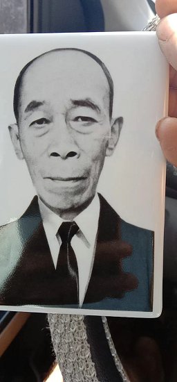 石碑瓷砖相片 烧磁遗相哪家好  石碑瓷相  石碑烤瓷遗相  石碑陶瓷像片