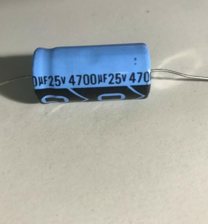 耐震耐高温耐冷4700UF35V SA卧式轴向电解电容&nbsp;&nbsp;双极性电解电容&nbsp;&nbsp;插件铝电解电容