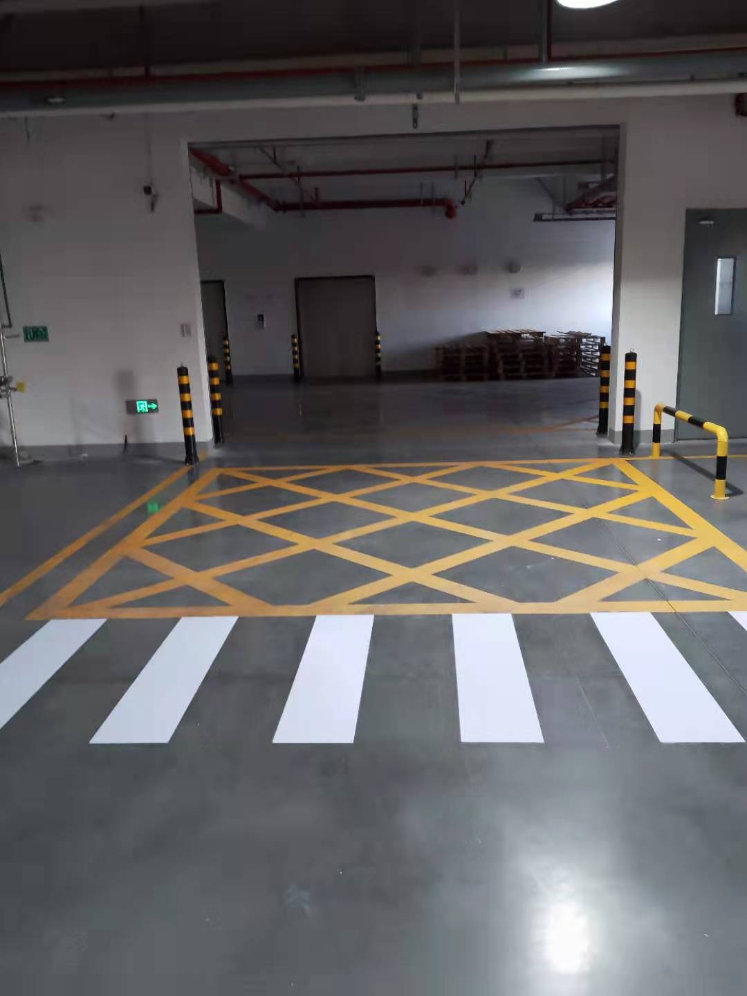 南京厂区道路划线推荐南京达尊交通工程公司  南京道路划线  南京厂区划线