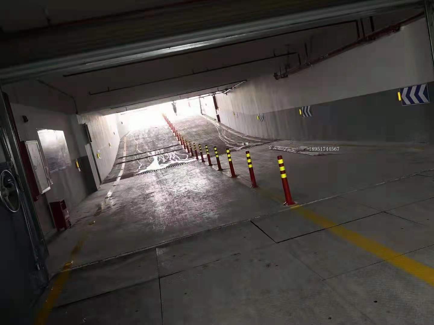 南京道路划线-达尊地下车库坡道式出入口规定  南京停车场划线  南京停车场设施
