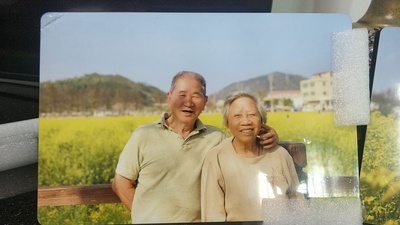 瓷砖遗像 烧制瓷像厂家 瓷像哪家好  瓷板照片  瓷板相片  瓷板遗像