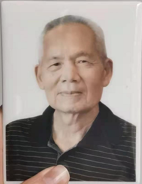 瓷像 陶磁照片制做厂家 瓷相片 陶磁照片在哪里买  墓碑陶瓷相片  墓碑瓷砖相片  烧制墓碑遗像