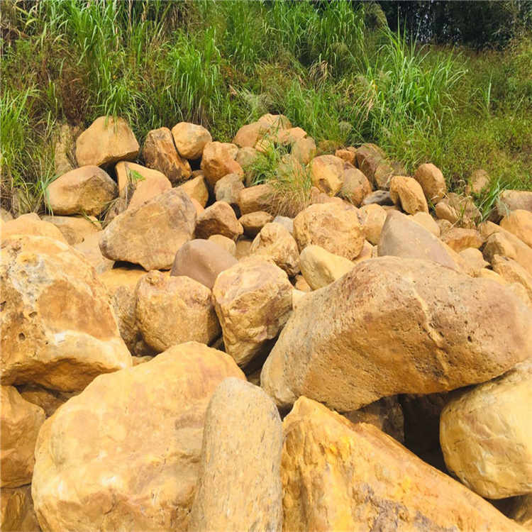 黄石园林风景石 供应庭院公园景观石 黄蜡石绿化点缀石