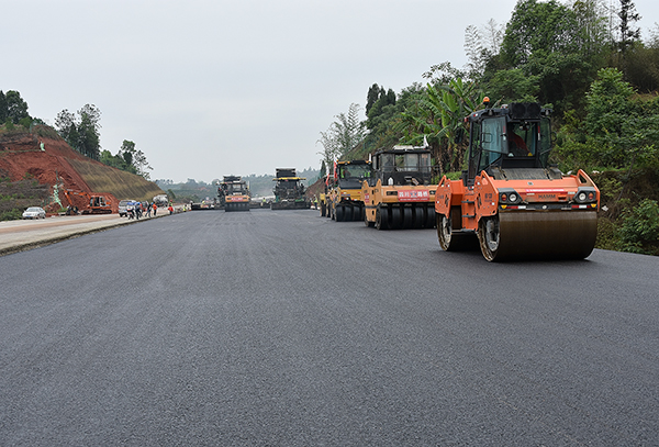 柏油马路 包工包料 坂田广场道路沥青施工  沥青路面修补  沥青工程施工队