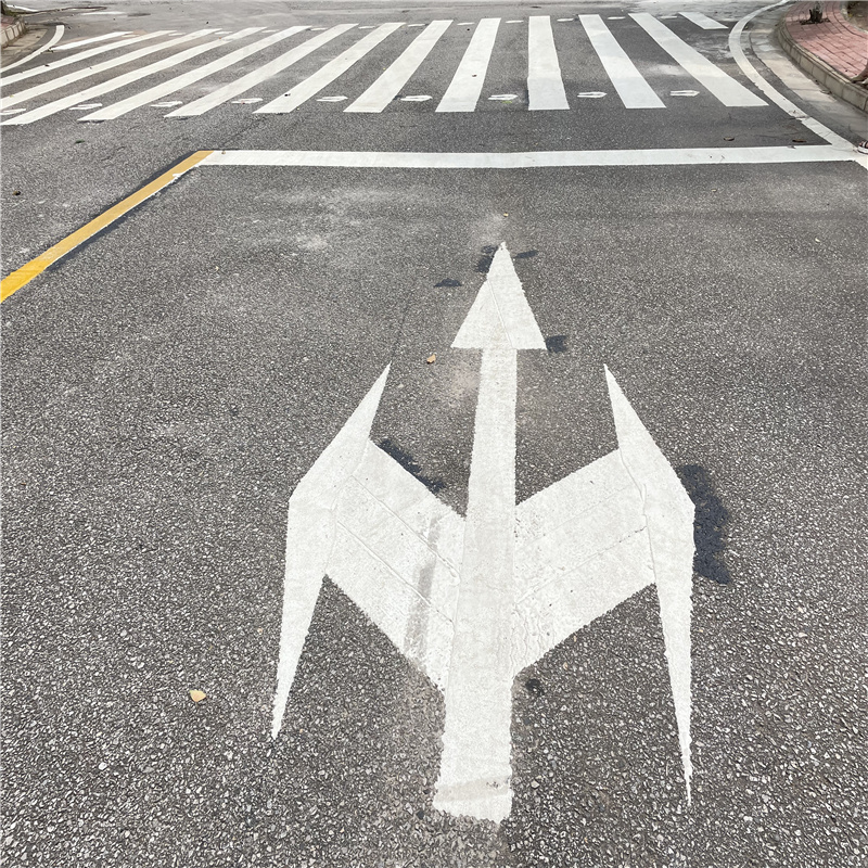 学校校内门口道路标线标志施工美化&nbsp;&nbsp;学校校内道路标线&nbsp;&nbsp;学校门口道路标线&nbsp;&nbsp;学校道路标线