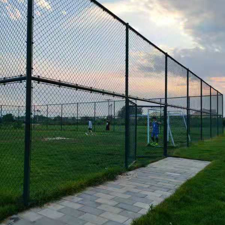 德州运动球场围网 体育场围栏 运动场围网品质至上