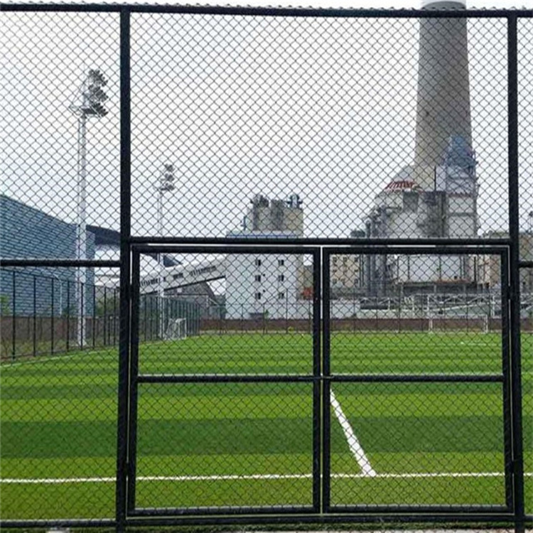 原平市焊接式场地围网 球场护栏网 体育场围网诚信经营