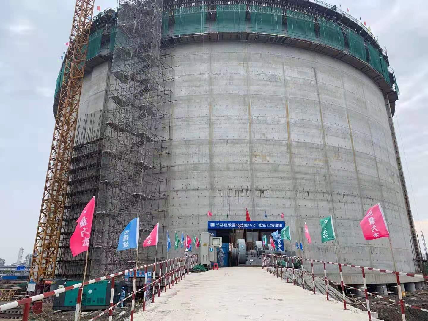 河北松卡式液压千斤顶国新销售  松卡式千斤顶  液压提升  发电厂烟囱
