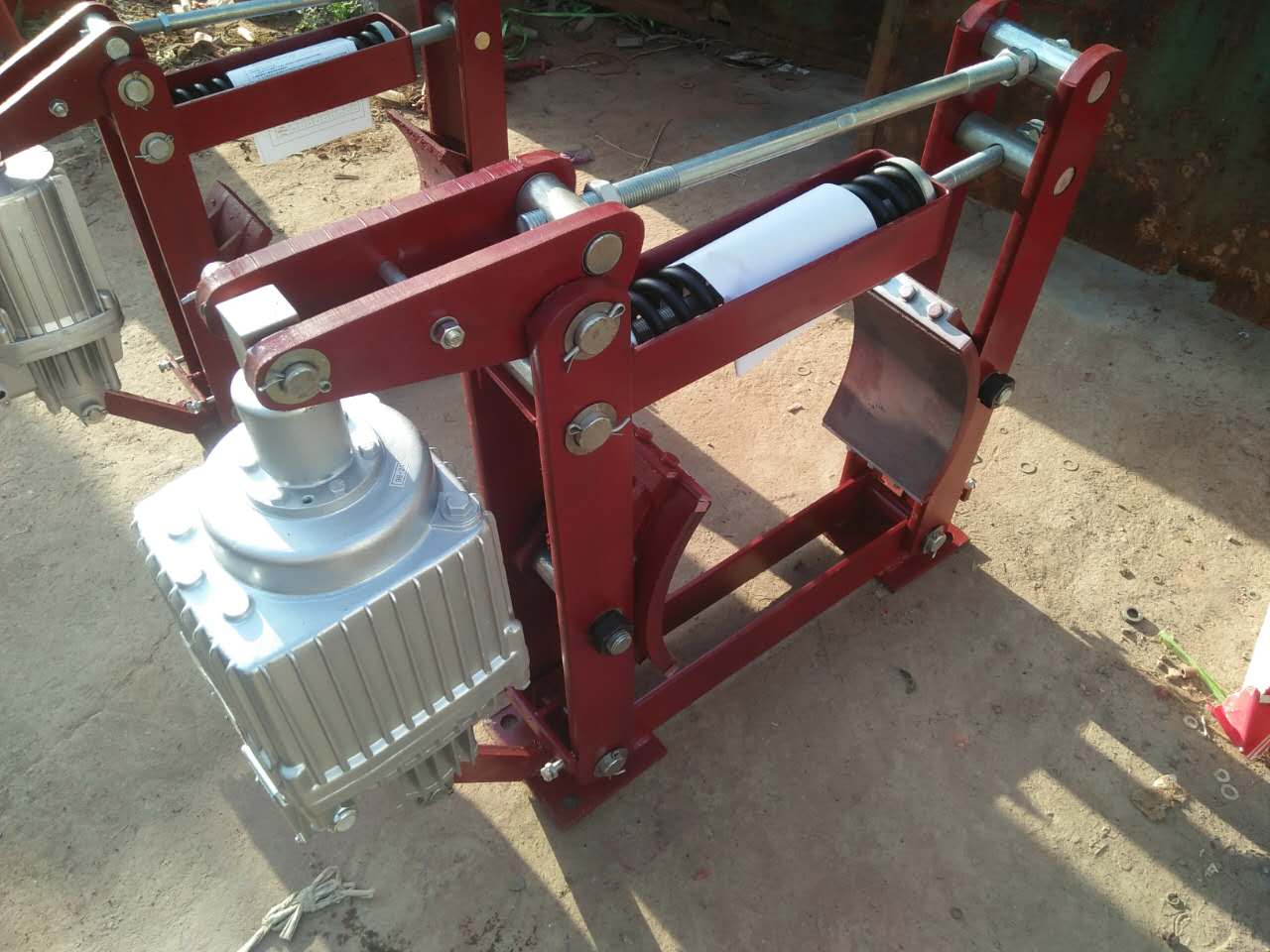 YT1-90Z/8液压推动器