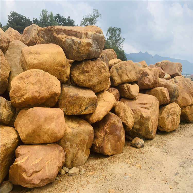 黄蜡石假山园林石 黄石公园点缀风景石 黄蜡石厂家批发