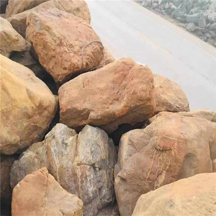 风景园艺园林石 黄蜡石假山景观石 黄石公园草坪观赏点缀