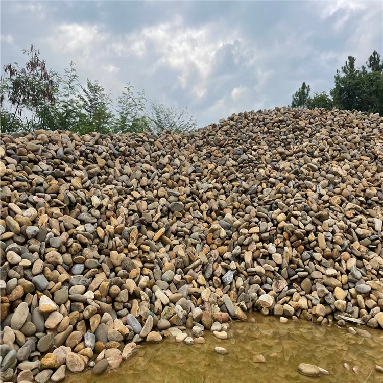 铺路石鹅卵石过滤污水 建筑工程鹅卵石 杂色鹅卵石批发