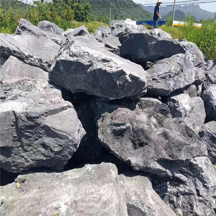 景观假山园林石 庭院设计风景石 黑山石草坪绿化石