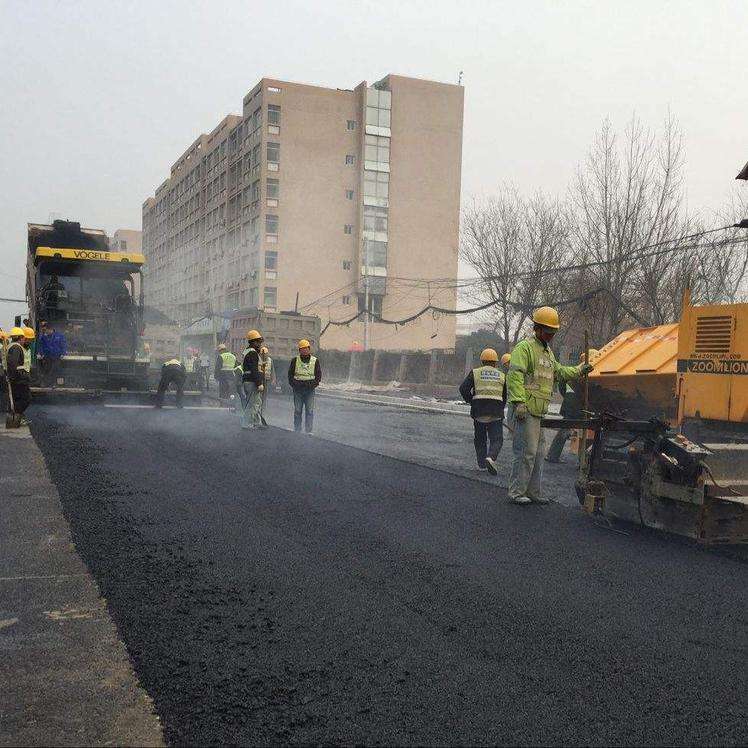 龙华商场透水混凝土 彩色沥青  沥青路面施工  道路沥青摊铺