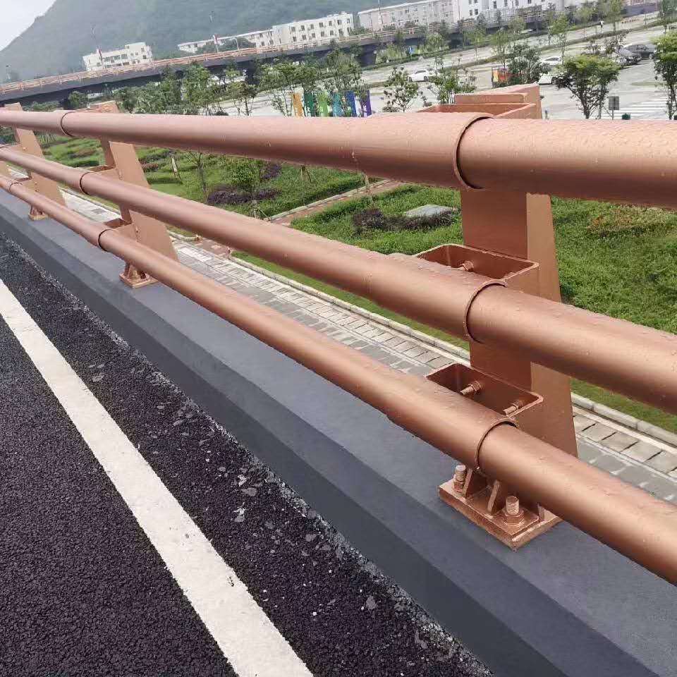 人行道防撞护栏 桥梁河道带扶手隔离栏杆 马路防撞护栏&nbsp;&nbsp;桥梁河道隔离栏杆
