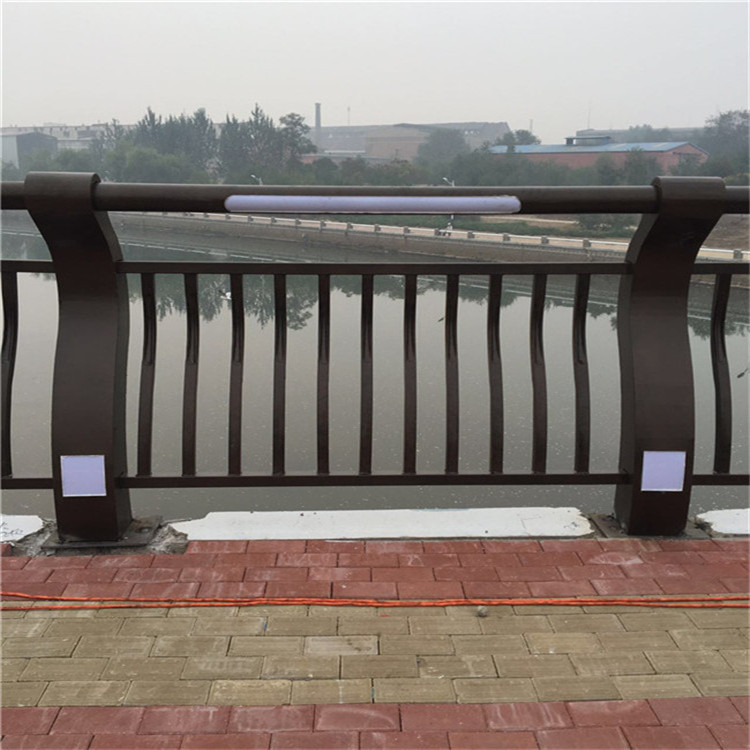 LED桥梁灯光护栏 市政景观隔离栏 天桥照明桥梁防护栏&nbsp;&nbsp;园林灯光景观隔离栏