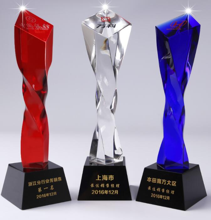 西安水晶奖杯定做,五个起做,西安荣誉奖杯制作  西安奖杯批发
