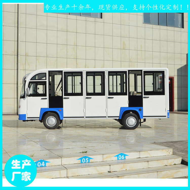 新疆古城景区电瓶观光车 全封闭14座鑫威旅游游览车