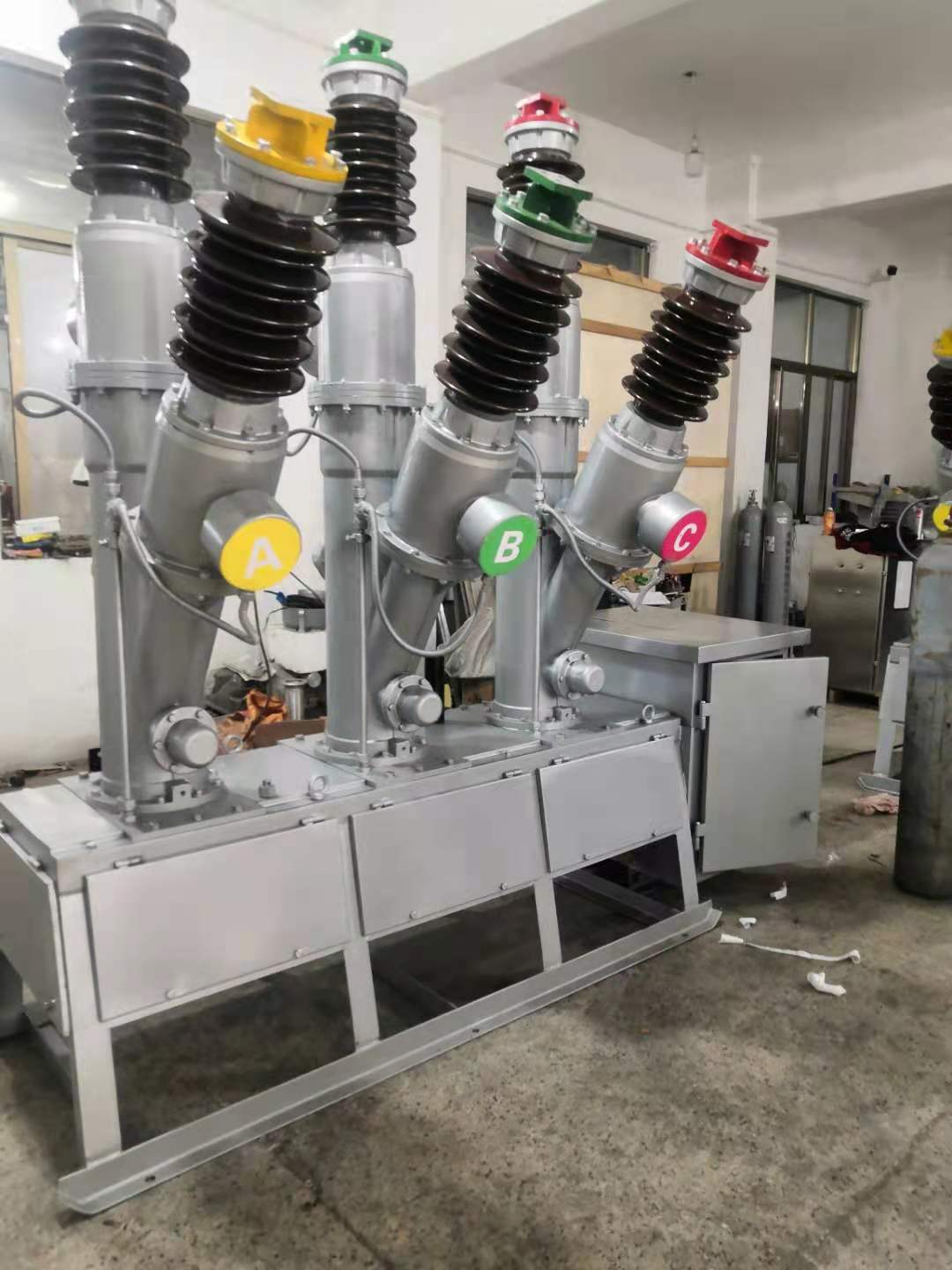 户外瓷柱式40.5KVSF6断路器LW8-40.5/1600  35KV六氟化硫断路器  祝捷电气  40.5KV六氟化硫断路器