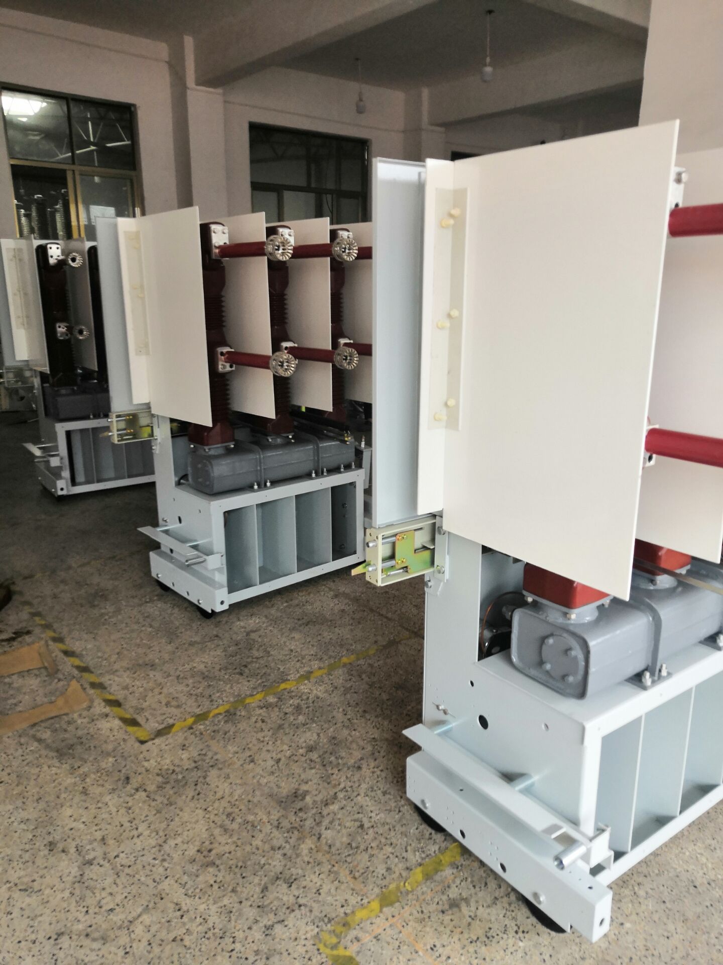 SFM-40.5/1250-31.户内35KV六氟化硫断路器  祝捷电气  40.5KV六氟化硫断路器
