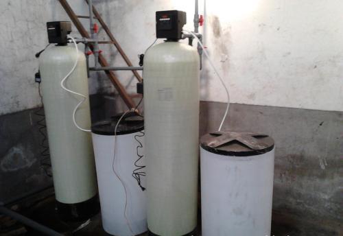 川汇供应10吨锅炉给水软化水设备 单阀单罐一备一用  软化水设备报价  锅炉软化水设备厂家  热水锅炉软化水设备