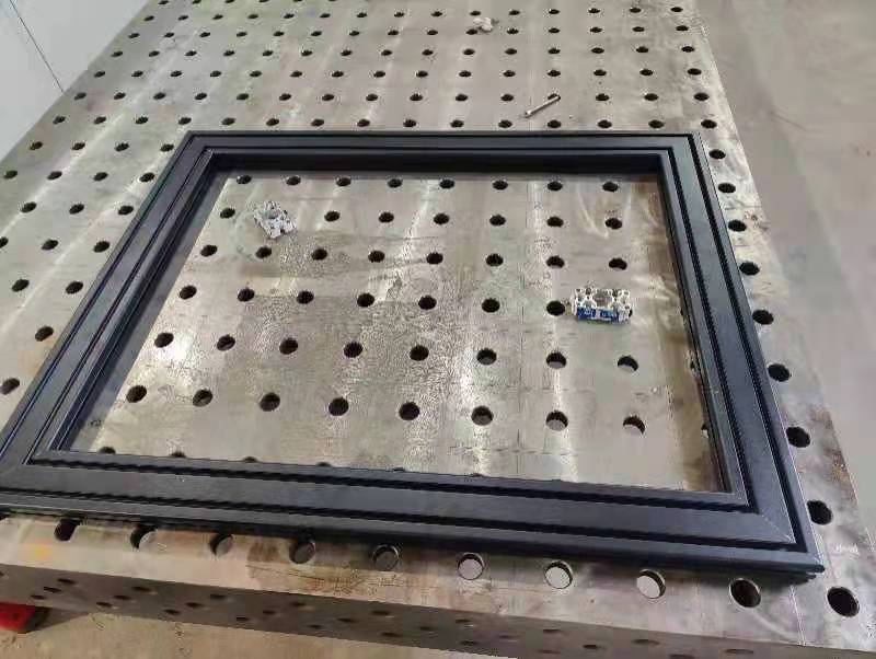 铝型材加工机器哪个牌子的比较好用  门窗加工机器  制作门窗的设备  铝合金门窗设备