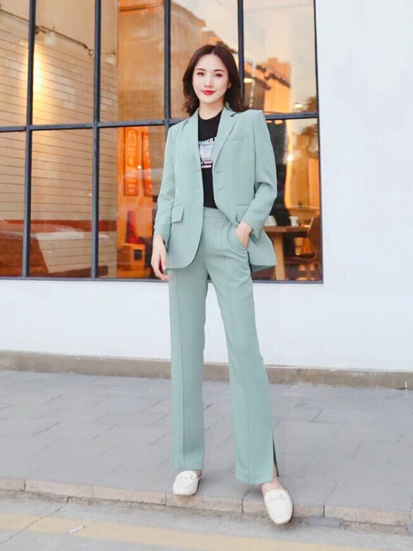 时尚女装季候风2021秋冬折扣女装尾货批发批发  女装折扣  女装库存尾货批发