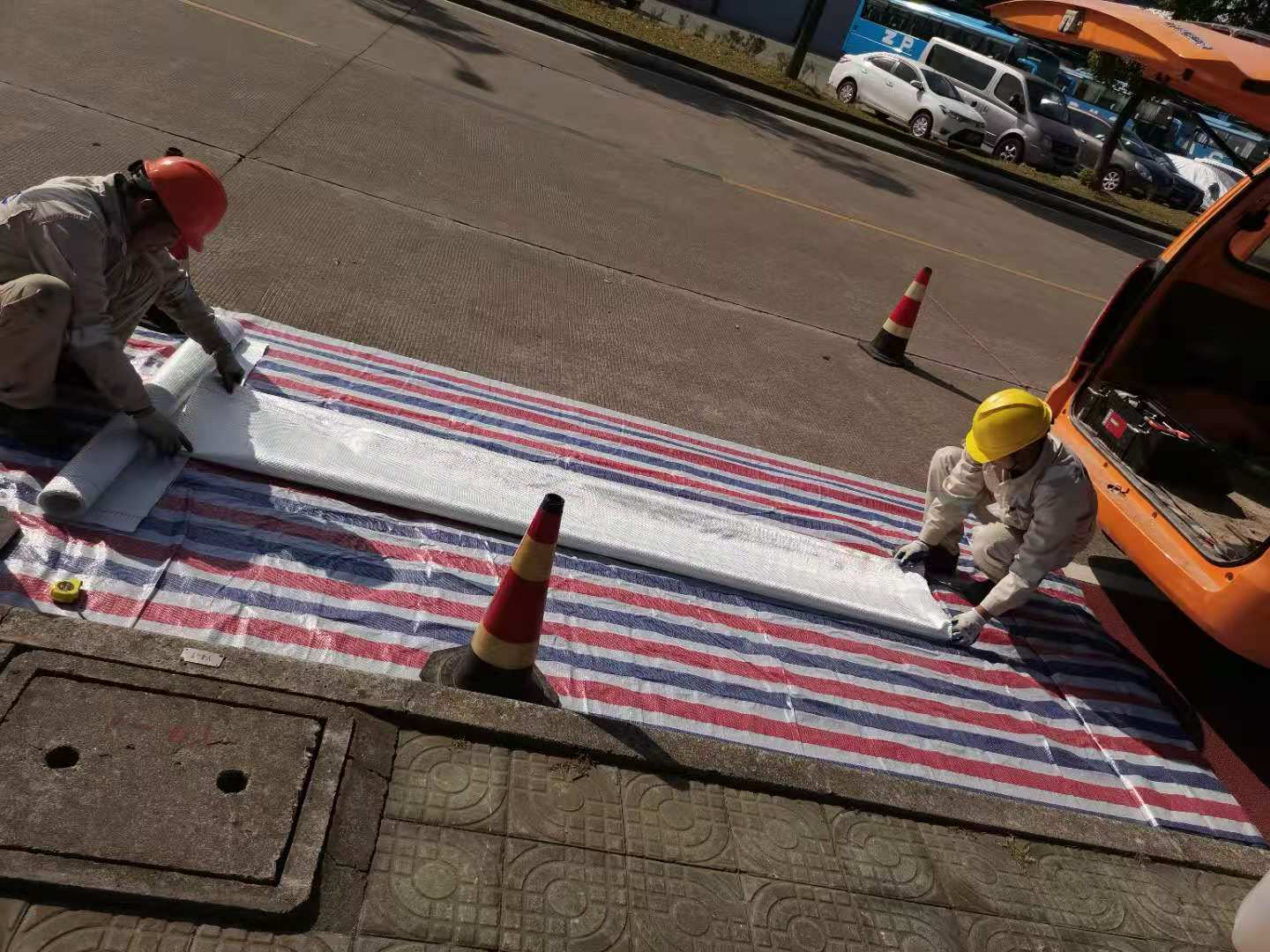 上海管道紫外光固化修复 上海管道非开挖修复 管道维修  上海管道维修