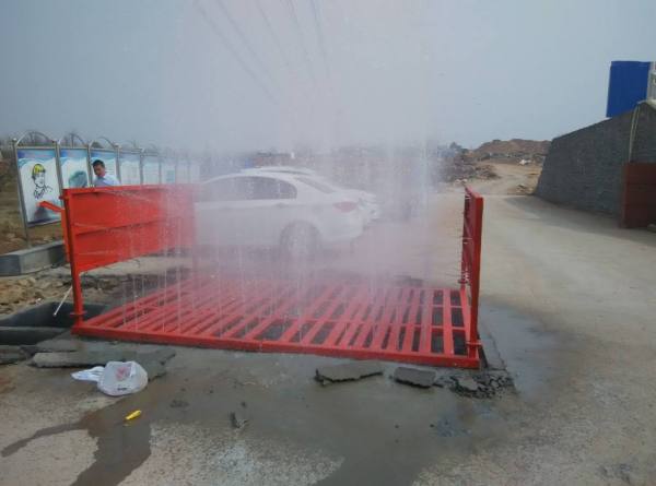 工程工地洗车机  龙门洗车机  建筑砂石分离机  螺旋砂石分离机