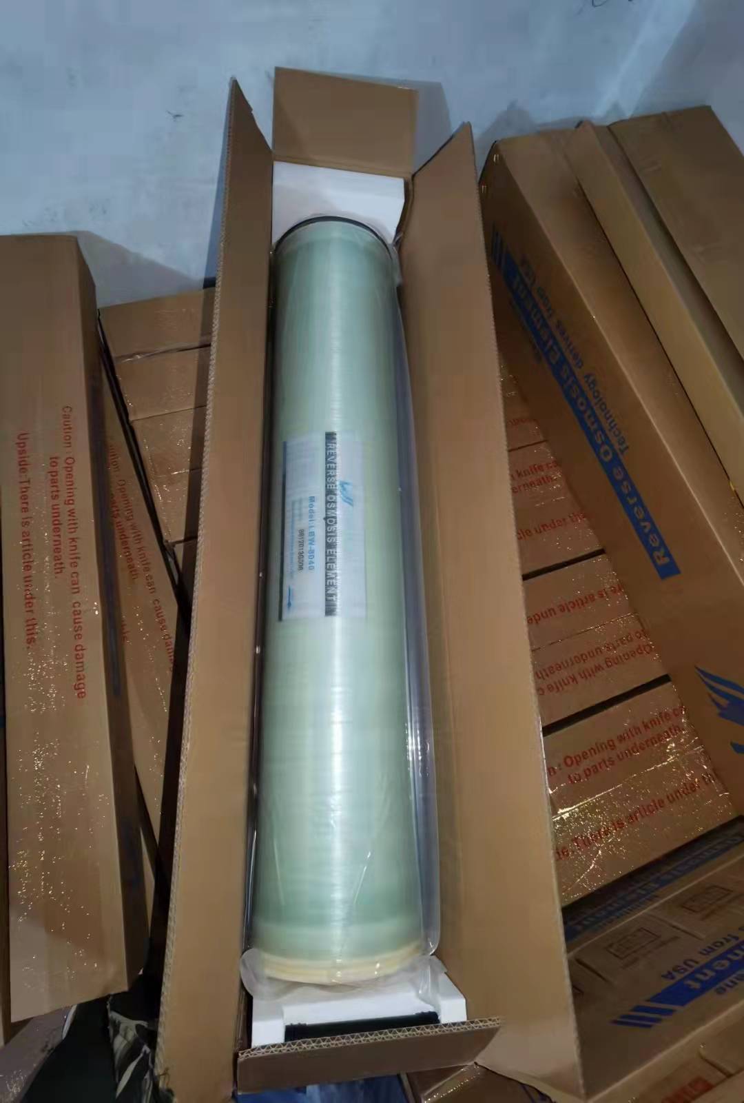 孟津供应卡尔反渗透RO膜BW-8040纯净水水厂设备RO膜  高纯水RO膜  水处理反渗透膜  工业纯水膜