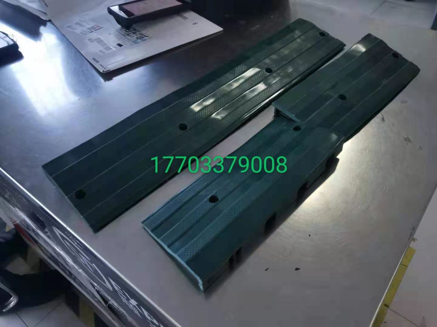 鑫奥成铝合金封边 铝合金收边条 橡胶封边  铝合金道牙收边条