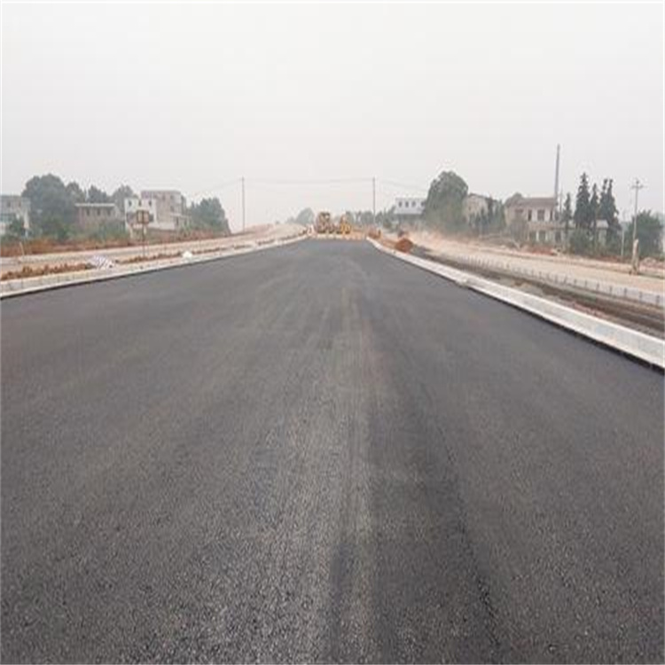 改性沥青道路铺设 道路养护施工队 中恒  道路沥青工程