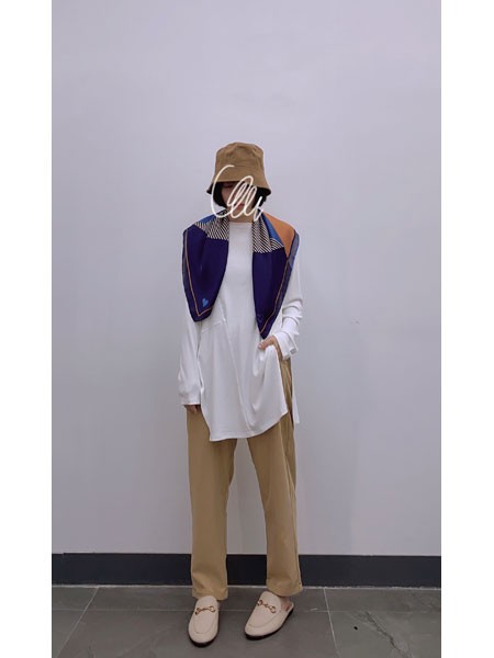 精品品牌女装读色2021过季女装折扣电商进货渠道  女装尾货批发  女装库存尾货批发