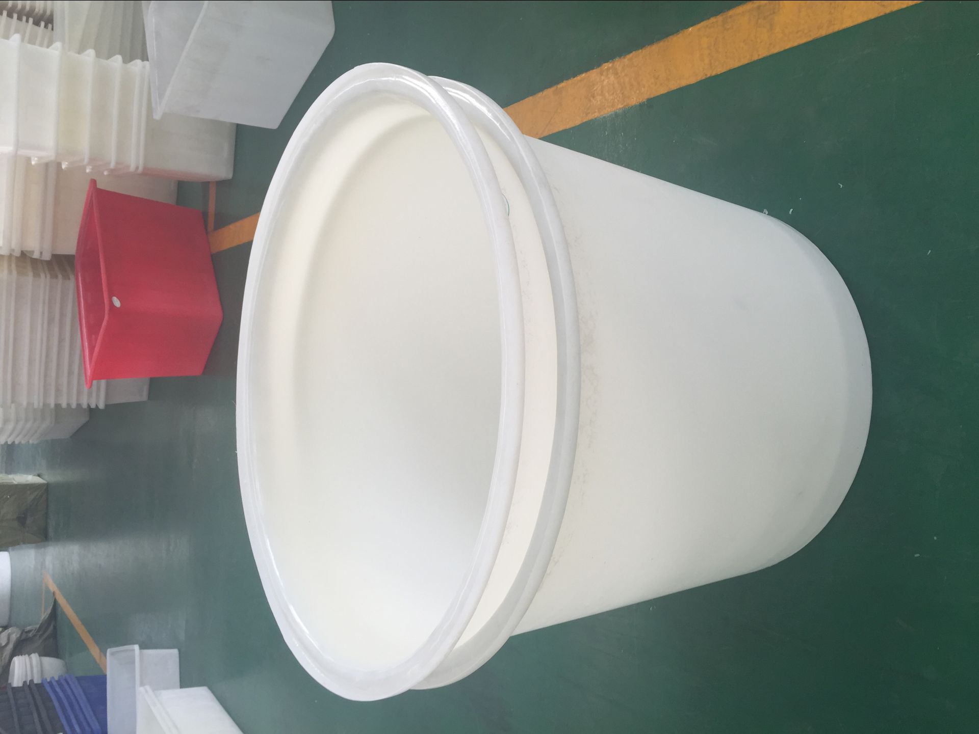 带提手塑料大圆桶鱼虾桶牛筋料搅拌圆桶耐酸碱砸不坏  塑料桶  腌制桶
