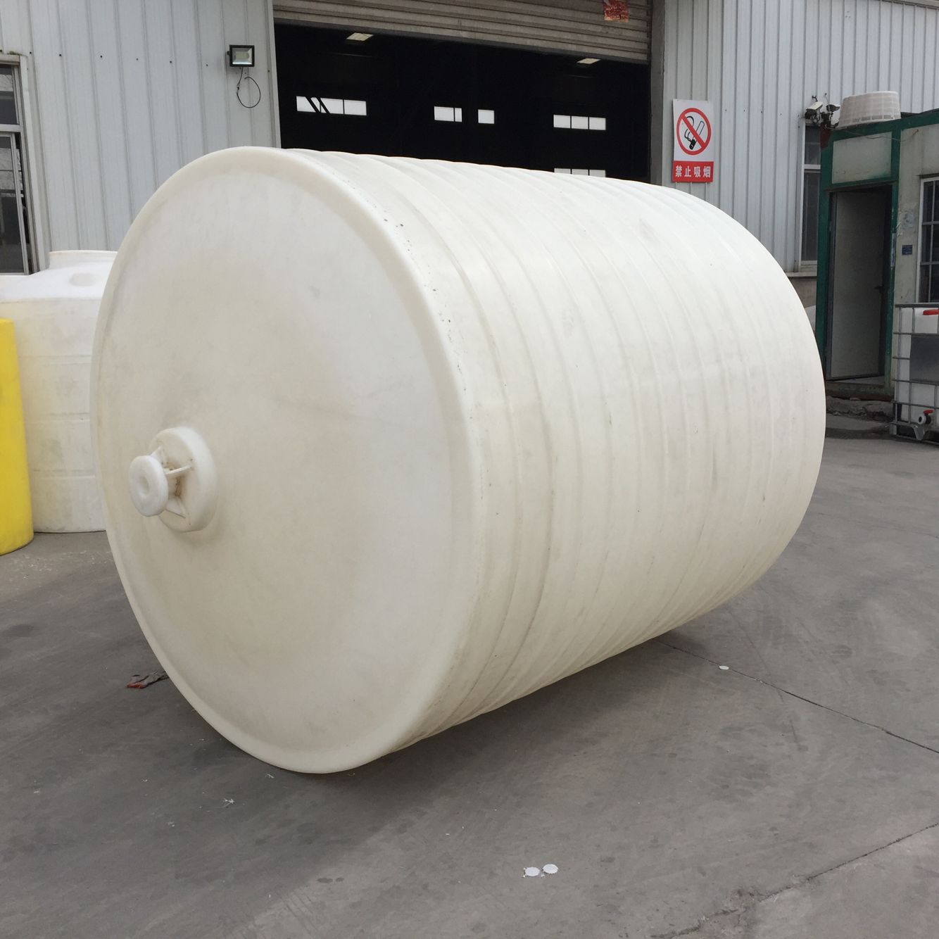 5吨塑料锥形水塔pe防腐塑料容器塑料搅拌罐搅拌桶  塑料储罐  LLDPE