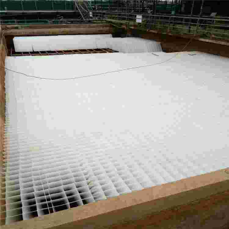 波纹状六角蜂窝斜管填料80pp枣庄制造  波纹状蜂窝斜管  80mmpp六角斜管  枣庄斜管填料制造
