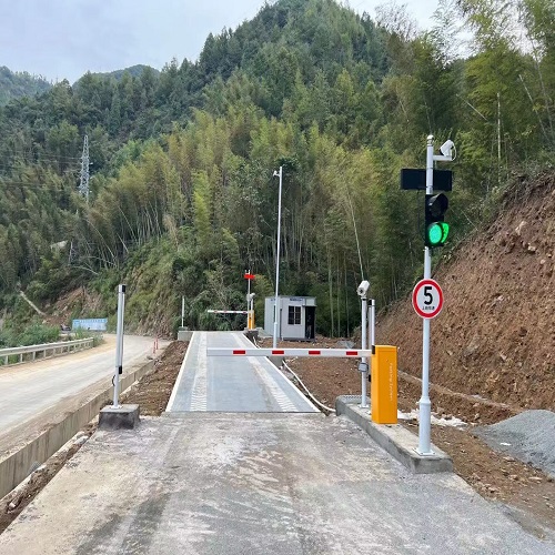 80吨车牌识别地磅系统扫码预约过磅  80吨扫码预约过磅
