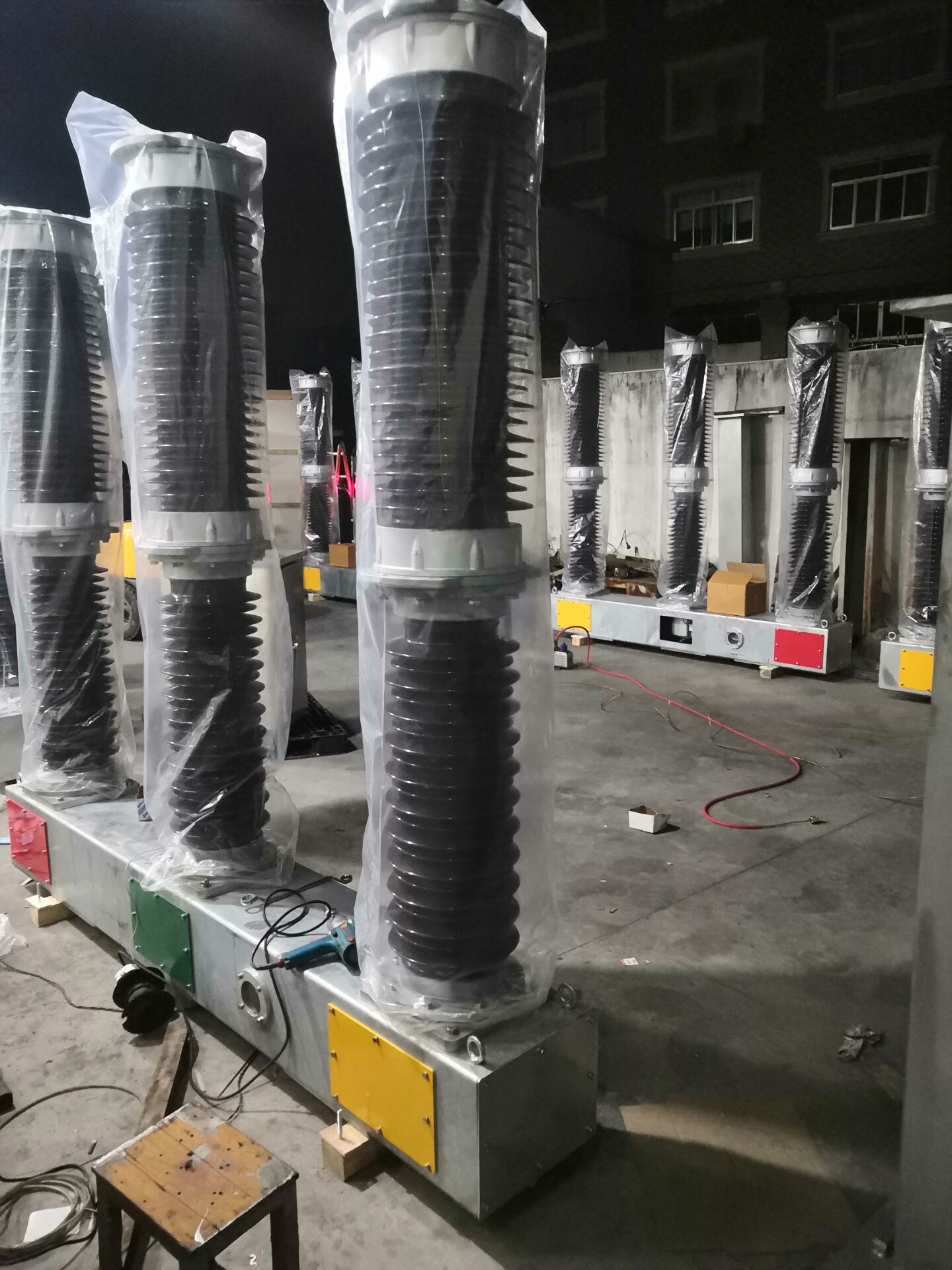 LW30-72.5/1000-31.5户外66kSF6断路器  66KV六氟化硫断路器  祝捷电气  72.5KV六氟化硫断路器