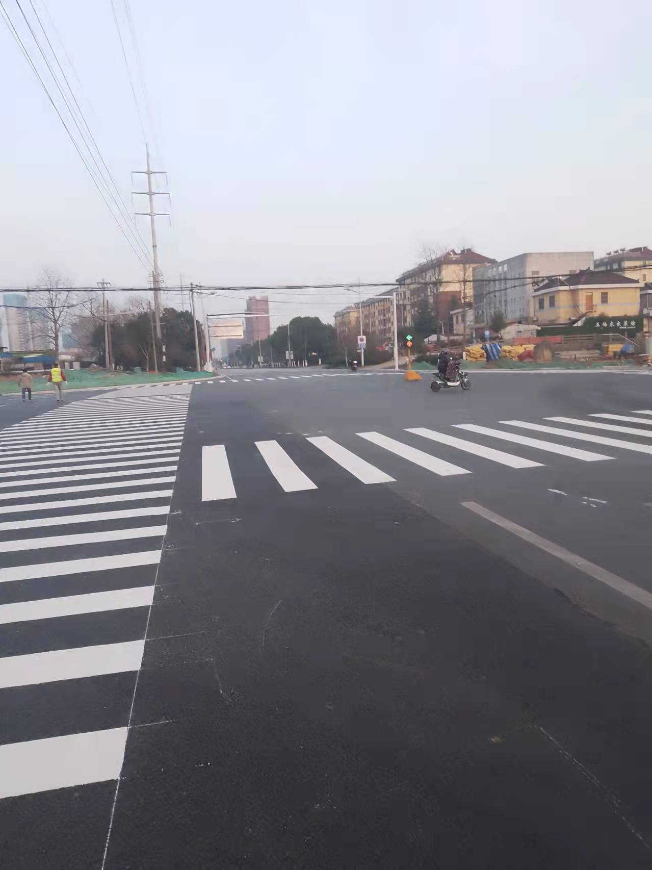 南京道路划线-达尊道路划线涂料分类  南京停车场划线  南京厂区划线