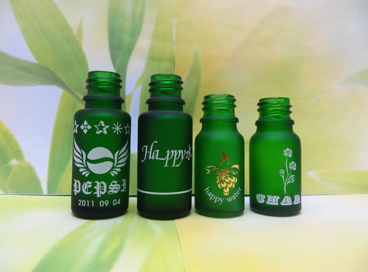 精油瓶丝印烫金厂，玻璃瓶丝印烫金厂，精油瓶生产厂家