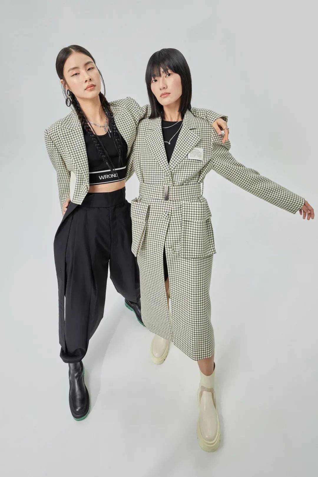深圳高端设计师品牌WRONG荣潮流女装2022秋冬货源渠道  WRONG女装  WRONG荣折扣货源  王长荣设计师