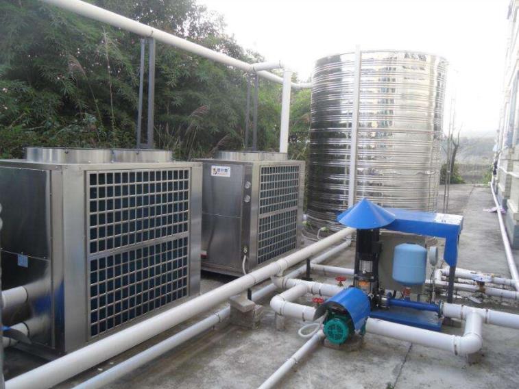 新疆热水器安装和乌鲁木齐热水工程特点  新疆热水工程