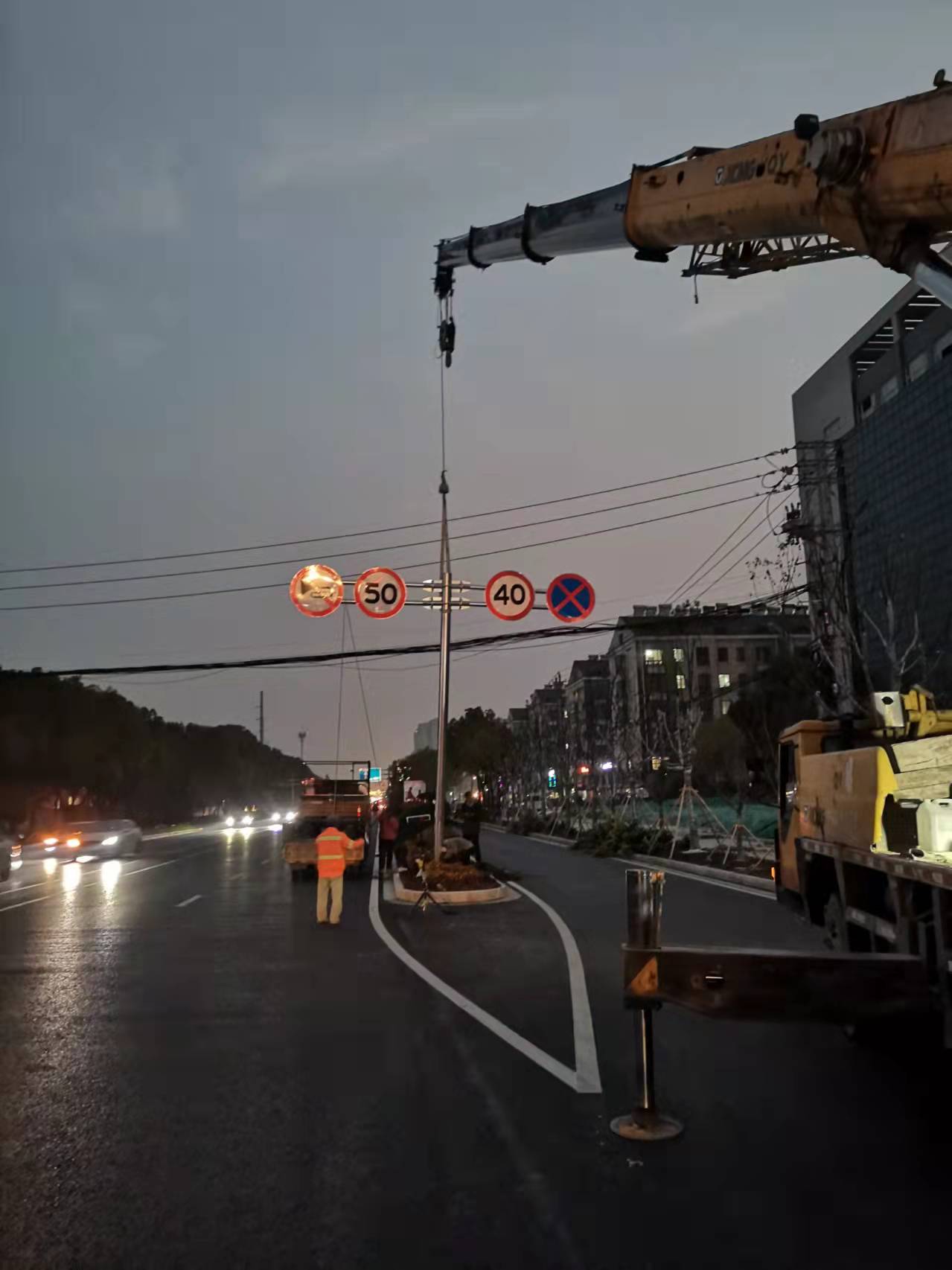 南京达尊道路划线交通标志标牌颜色的基本含义  南京道路划线  南京停车场划线