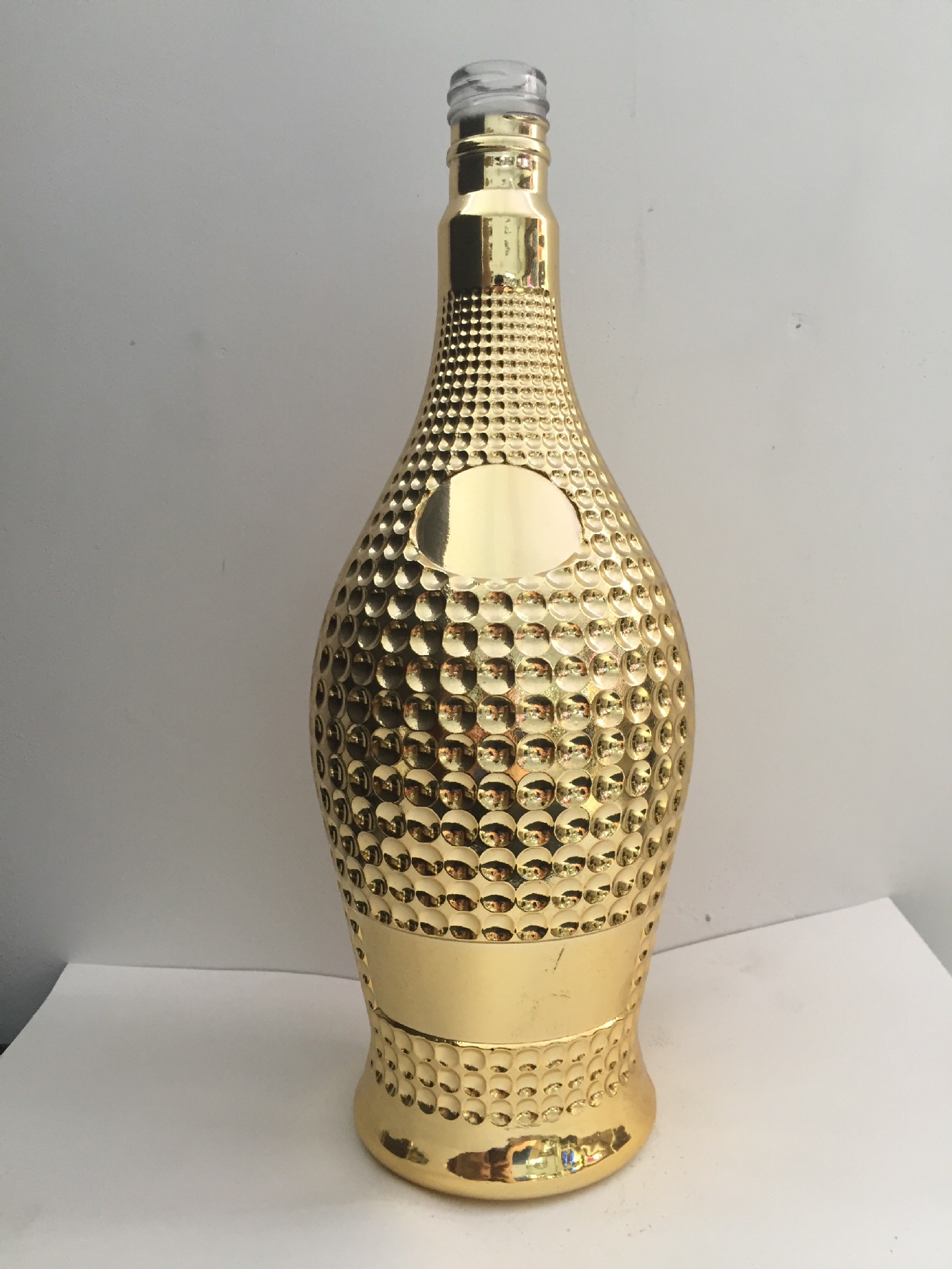 酒瓶烤漆厂，酒瓶烤漆加工厂，广州白云区酒瓶烤漆厂&nbsp;&nbsp;广州酒瓶烤漆厂