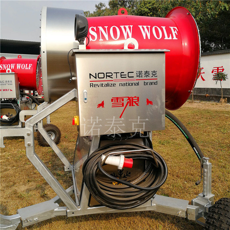 一款采用循环用水的造雪机设备 人工造雪机 造雪机厂家  国产造雪机  诺泰克