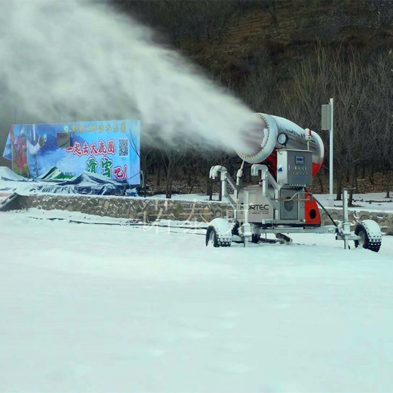 吉林室外滑雪场使用造雪机设备 大雪量造雪机 造雪机价格  国产造雪机  诺泰克