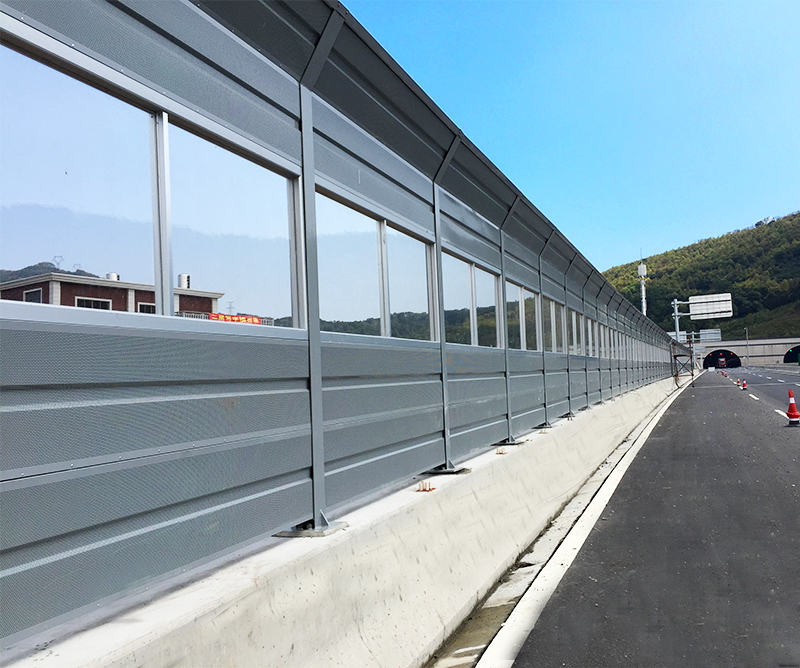高速公路声屏障工厂隔音屏小区降噪隔音屏桥梁声屏障  高速公路隔音屏