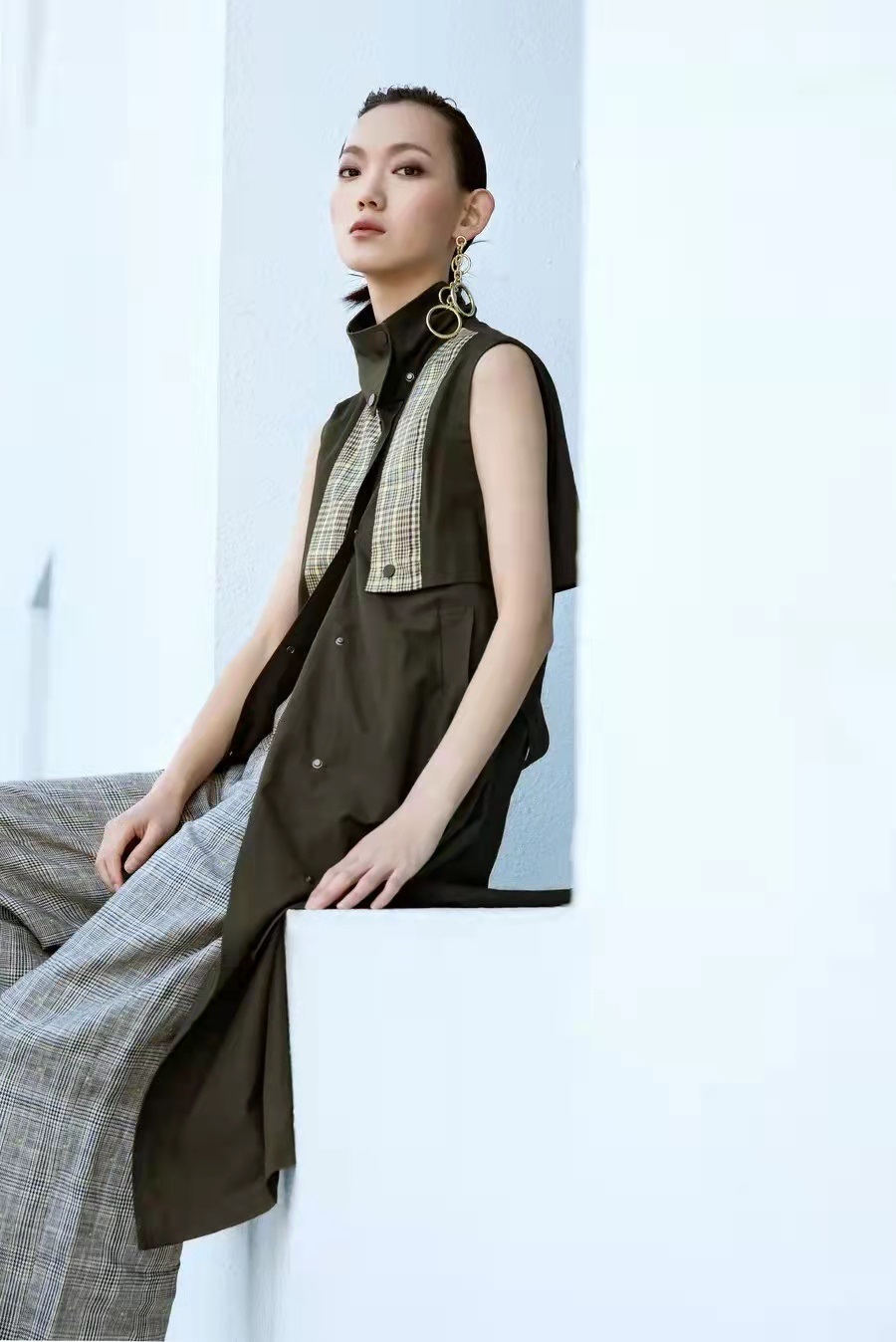 深圳一线高端设计师品牌必然ANY-ALL2022春夏撤柜新款  必然女装  必然高端折扣女装  高端折扣女装批发走份